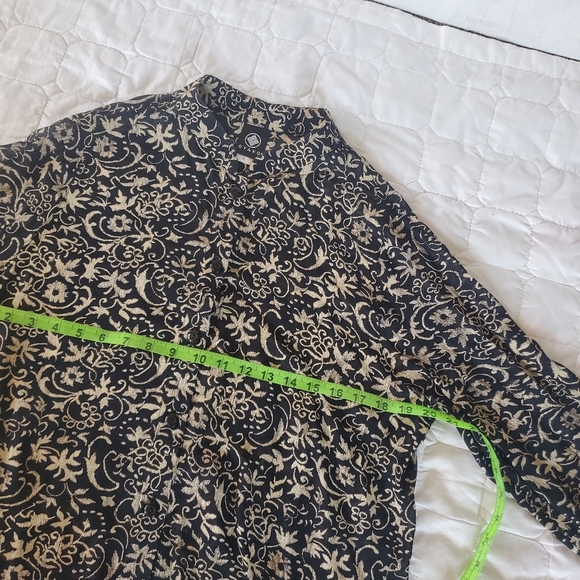 Top - Picture 8 of 12